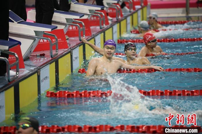 全国春季游泳锦标赛在山