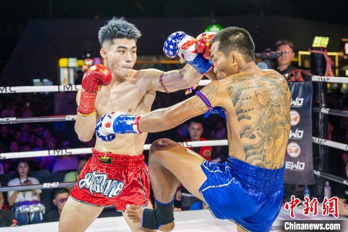 深圳启幕的东方战龙世界拳王争霸赛在欢乐海岸