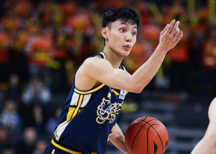 广东队逆转江苏队 萨林杰追平历史得分榜