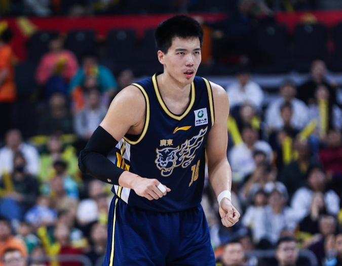 广东队逆转江苏队 萨林杰追平历史得分榜