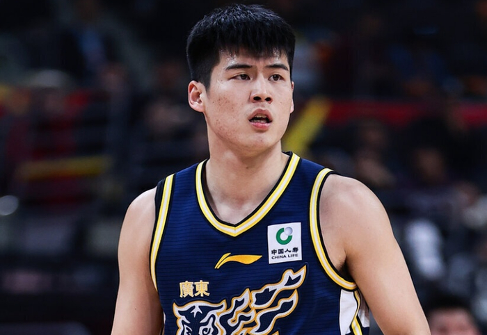 广东队逆转江苏队 萨林杰追平历史得分榜