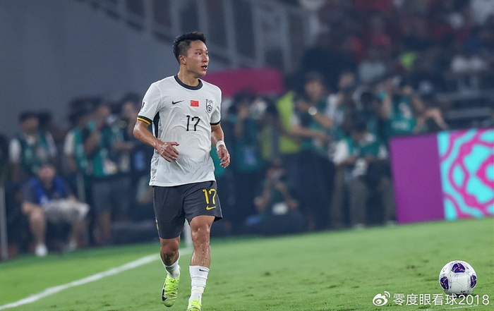 申花积分垫底引争议 杨泽翔边缘化引热议