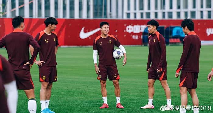 申花积分垫底引争议 杨泽翔边缘化引热议