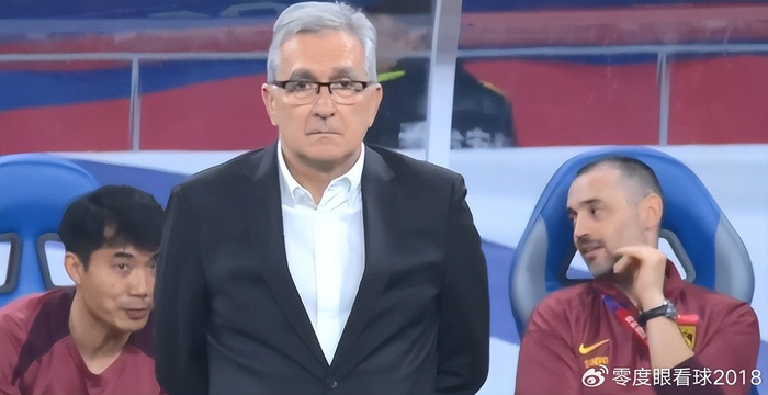 申花积分垫底引争议 杨泽翔边缘化引热议