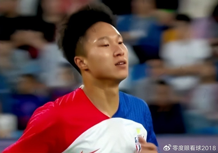 申花积分垫底引争议 杨泽翔边缘化引热议