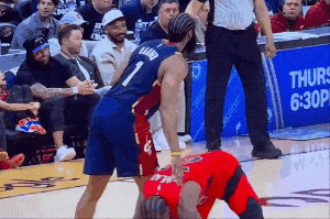 哈登首战闪耀骑士大胜猛龙晋级无忧